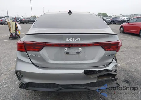 2022 Kia Forte Gt-Line из США, поврежденный, VIN 3KPF54AD1NE504141